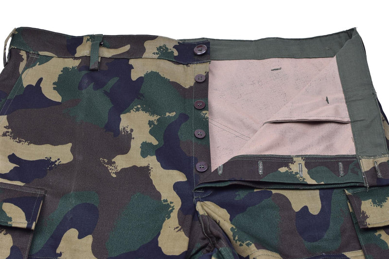 Pantalones de tropas de campo militar húngaros genuinos M1990 CAMO DE BOODLANDO REFORZADO NUEVO