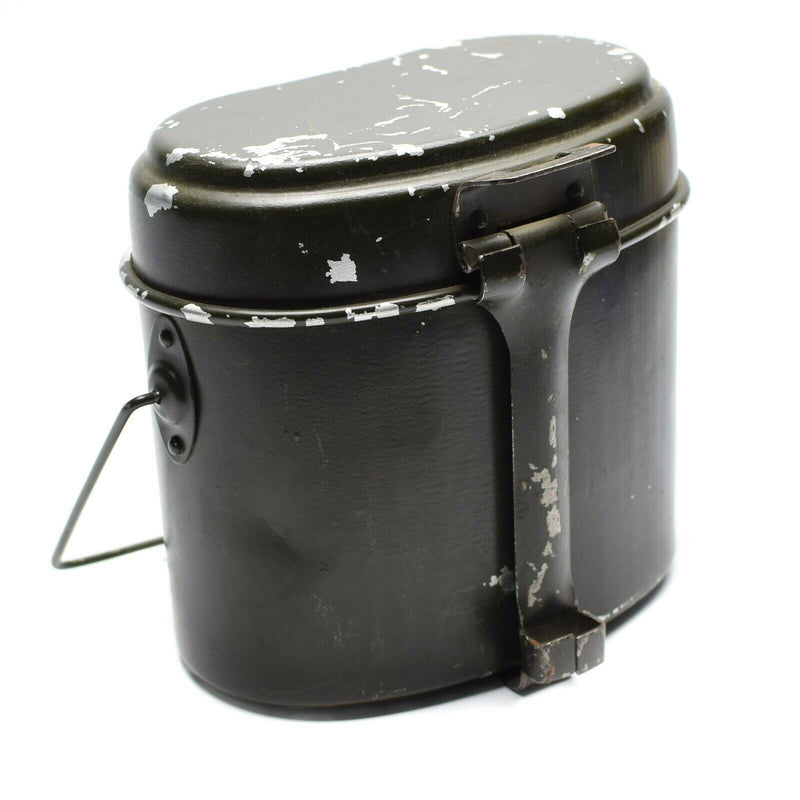 Kit de desorden del ejército rumano genuino. Bote de bolos militar de aluminio