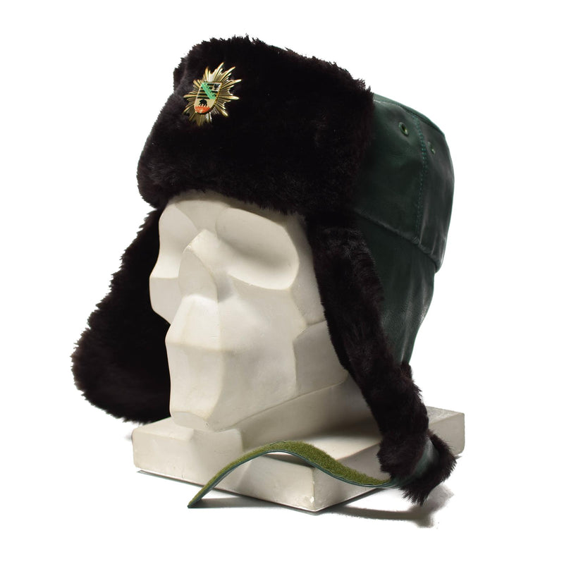 Policía alemana original sombrero de invierno cálido clima frío Fur falso Ushanka Insignia nueva