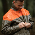 Chaqueta impermeable de protección civil suiza original abrigo largo verde oliva
