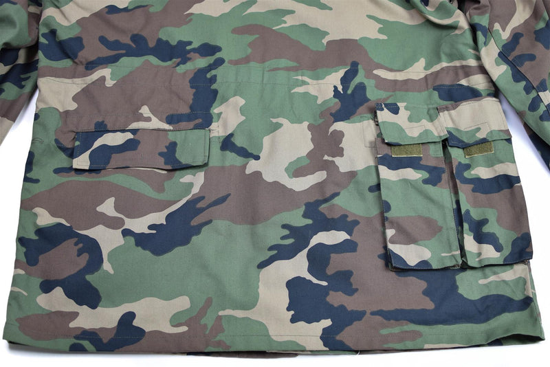 Chaqueta de campo del ejército vintage eslovaca M97 CAMO Combate Military Parka Nuevo