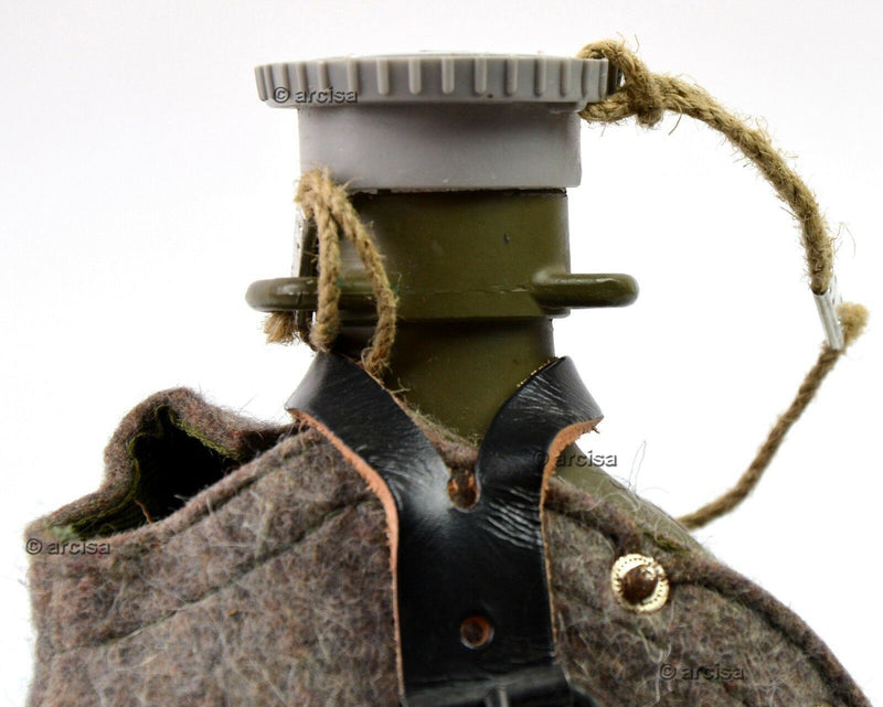 Frasco de bebida del ejército checo original CZ M60 Botella de agua Cantina militar