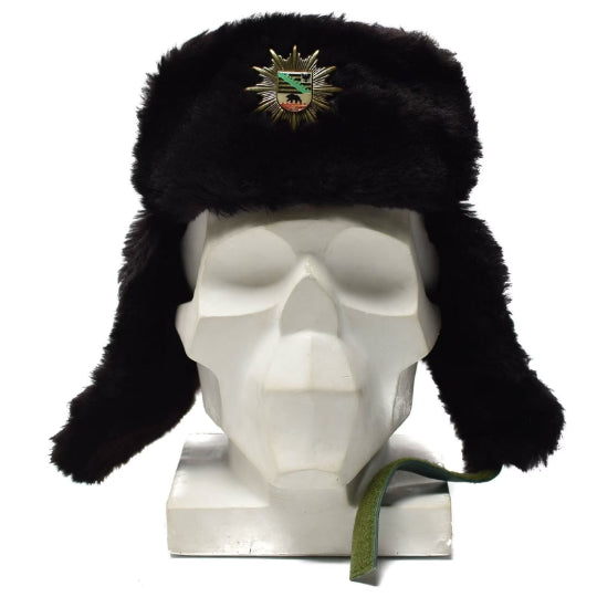 Policía alemana original sombrero de invierno cálido clima frío Fur falso Ushanka Insignia nueva