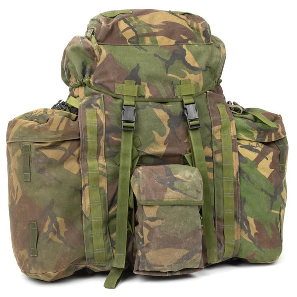 Mochila táctica británica original bosque camuflaje 90 litros laterales