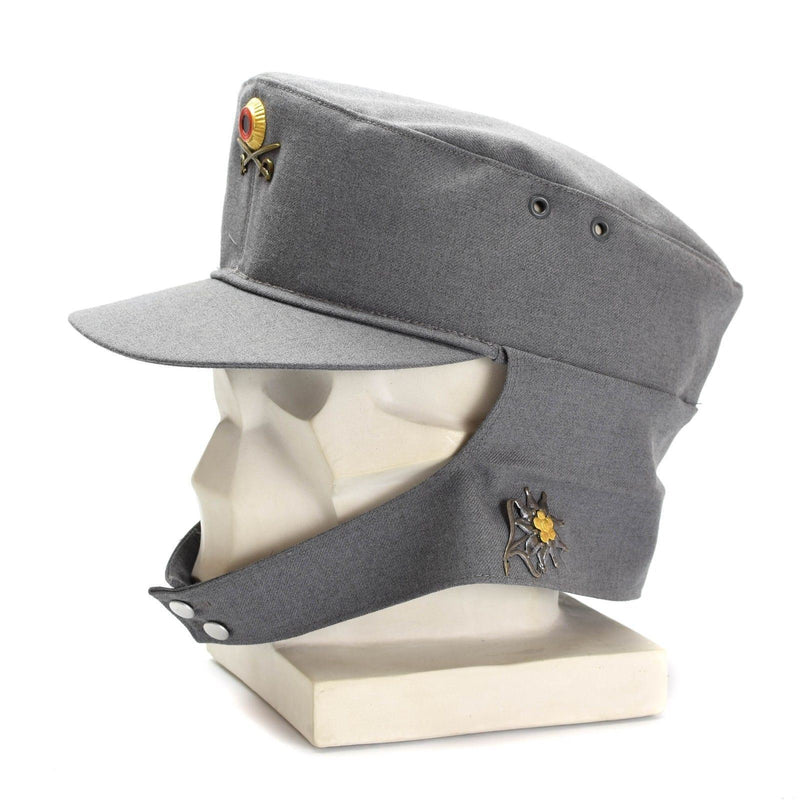 Capitres de montaña militar del ejército alemán original Gebirgsjäger Gray con insignia de flores