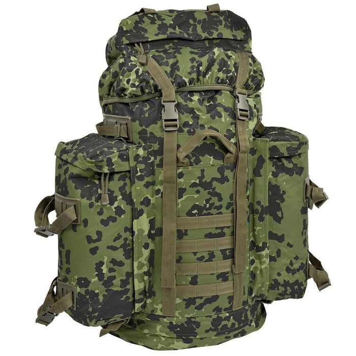 Mochila grande A.Blochl M84 de camuflaje para senderismo en la montaña con correas acolchadas, cinturón para la cadera, presillas MOLLE y múltiples compartimentos para equipo de trekking.