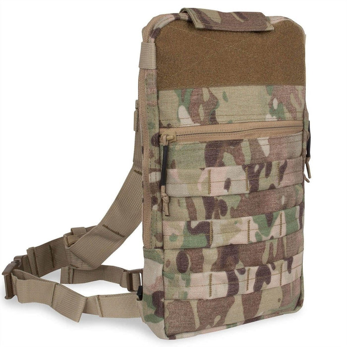 Mochila de hidratación de trekking A.Blochl TF2 en camuflaje MTP con bolsa de agua de 1,5 L y sistema de fijación MOLLE para uso en exteriores