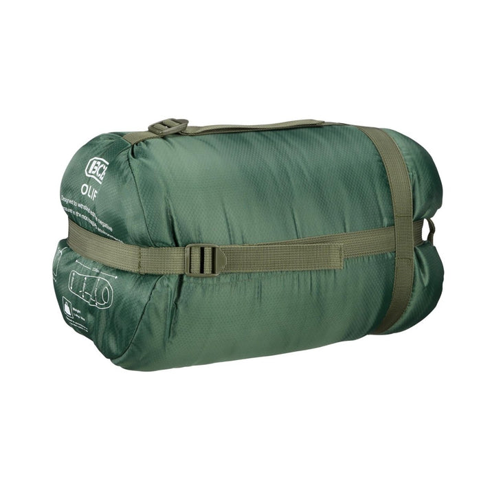 Compacto verde BCB El saco de dormir de verano Olif 5 en saco de compresión, resistente al agua y transpirable para acampar.
