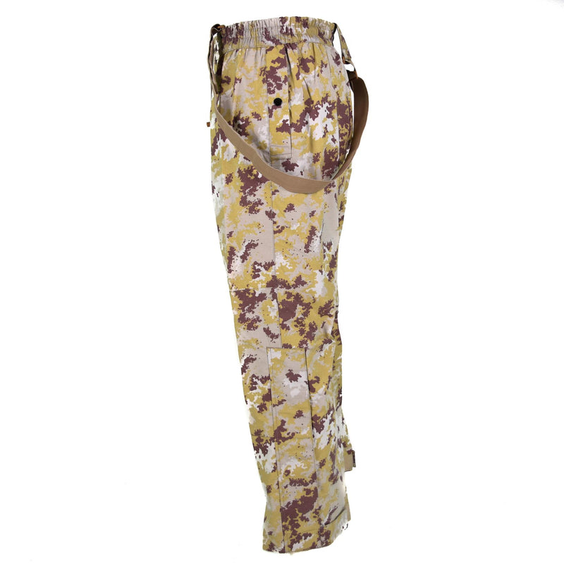 Pantalones originales de las fuerzas aéreas italianas Babero y Brace Vegetata Desert Camo NUEVO