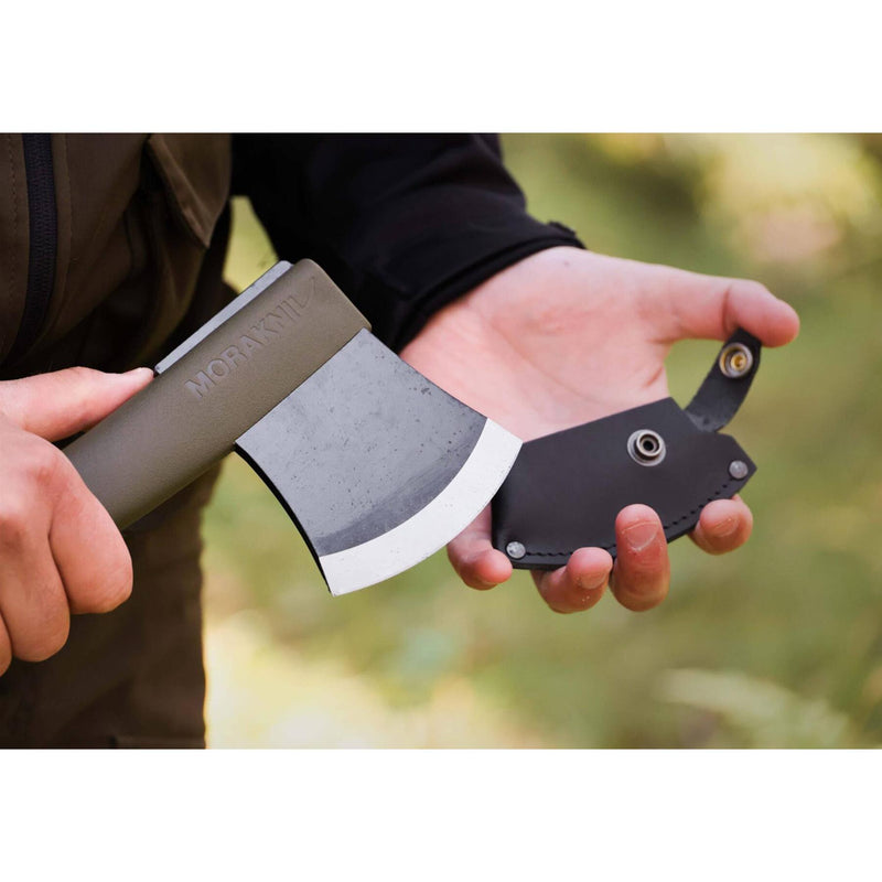 Axe liviano Morakniv 1991 Bushcraft Hatchet Boron Steel Head Seas de cuero