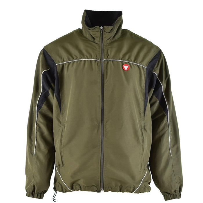 Chaqueta de entrenamiento auténtica del ejército austríaco en color verde oliva con cremallera completa, cuello alto, puños elásticos y bolsillos laterales.
