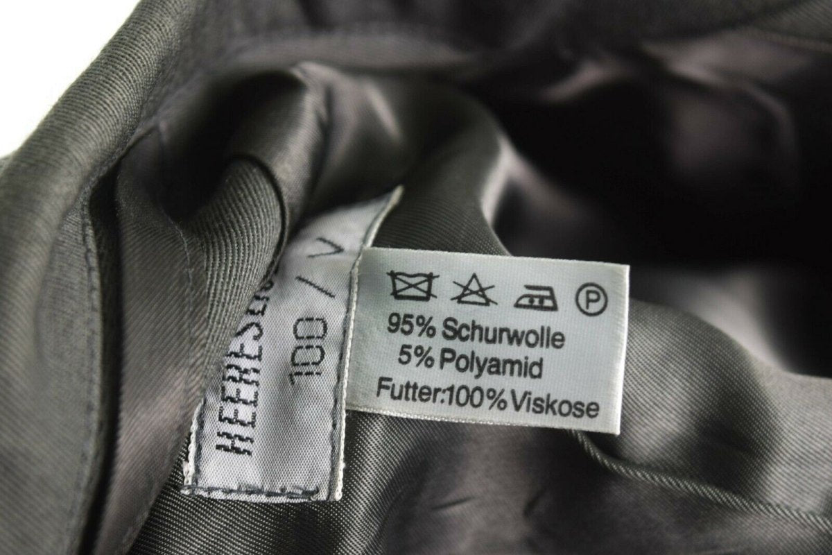 Genuina chaqueta formal del uniforme del ejército austriaco Problema militar gris