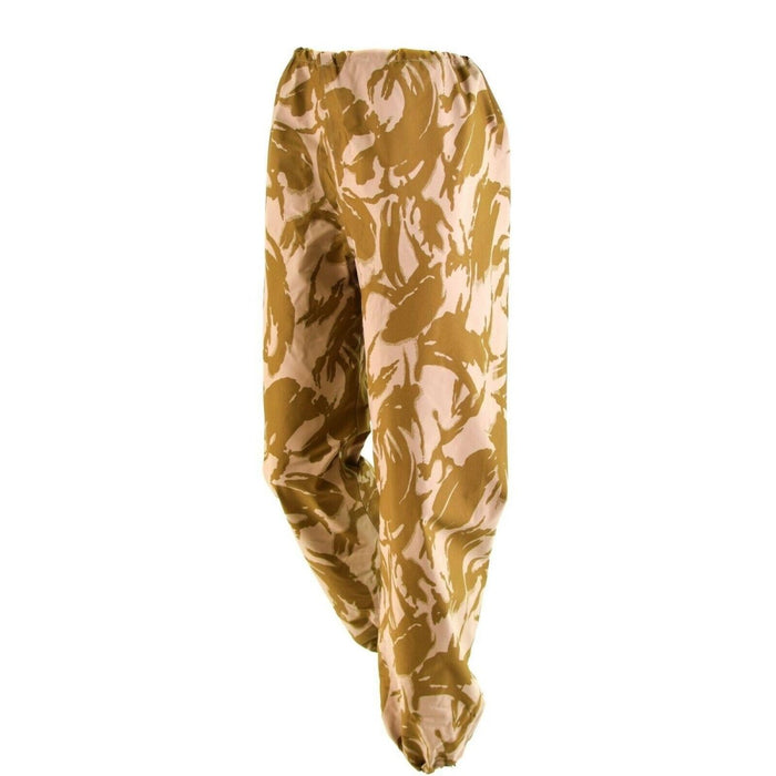 Pantalones de combate del desierto impermeables auténticos del ejército británico con cintura ajustable y tejido Gore-Tex para protección contra la humedad.