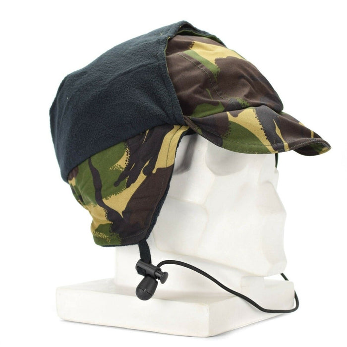 Gorra Gore-Tex impermeable de camuflaje DPM genuino del ejército británico con forro para clima frío y correa ajustable para la barbilla.