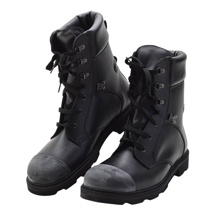 Botas de invierno militares checas genuinas Forro ILS Thinsulate Puntera reforzada Negro diseñadas para uso táctico y de equipo al aire libre