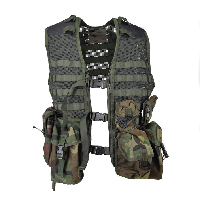 Chaleco táctico modular holandés militar verde oliva con 6 bolsas MOLLE de camuflaje forestal para uso militar y al aire libre versátil.