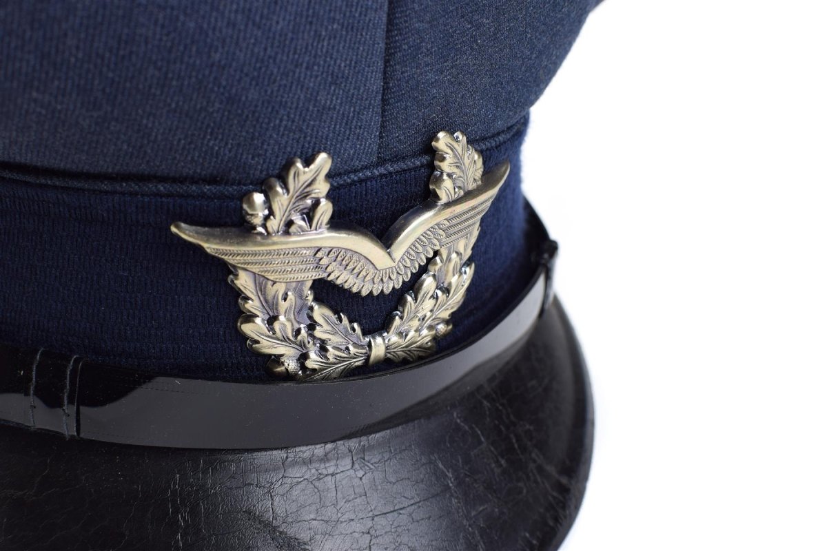 Cape de visera del ejército alemán genuino. Fuerzas aéreas Militares de pico de pico de pico Luftware nuevo