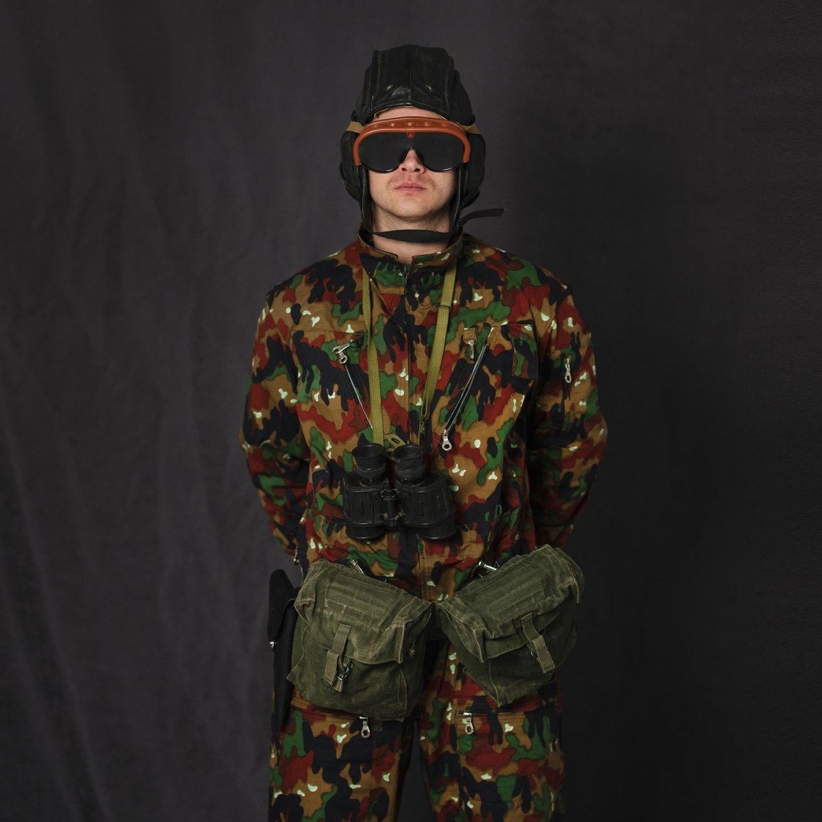 Gafas de petroleros del ejército italiano genuino Italia. Nuevo con protección contra el viento del polvo del caso