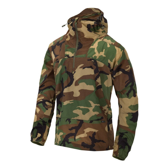 Helikon - Tex WINDRUNNER Anorak Chaqueta Capucha Inferior Ajustable Woodland Camo - GoMilitar
