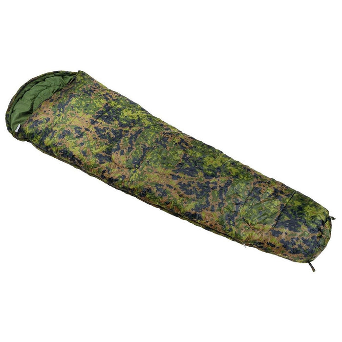 Saco de dormir ligero MFH de 2 capas en camuflaje M05 con relleno térmico, ideal para acampar al aire libre y hacer senderismo.