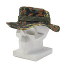 Gorro militar MFH con ala acolchada y trabillas circunferenciales, camuflaje Flecktarn