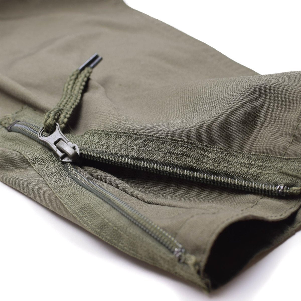Mil-Tec Coporte de la marca alemán Men Tuits Traje de Coveralls Suits Mens.