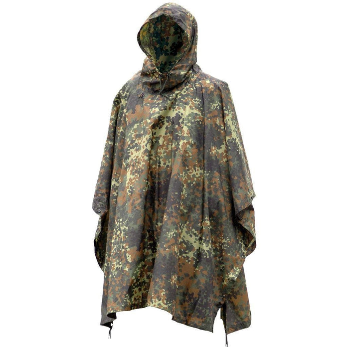 Poncho estilo militar Mil-Tec en camuflaje Flecktarn, ligero, impermeable, con capucha y ojales para uso refugio.