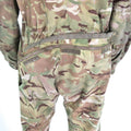 Traje militar británico original Mono AFV Tripulante MTP Multi-Tarn Camo