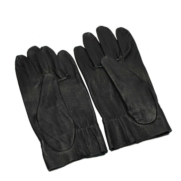 Par de guantes de combate originales del ejército checo de cuero negro genuino con un diseño duradero y cálido para uso en climas fríos.