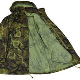 Combate militar del ejército checo original CZ 95 Jacket de campo de camuflaje Parka encapuchado