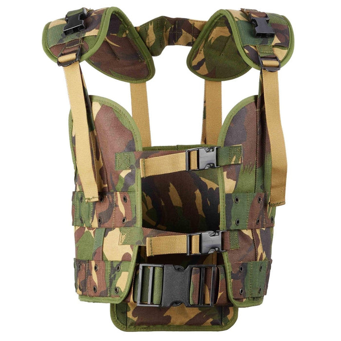 Chaleco táctico militar holandés original en camuflaje del bosque con correas ajustables y bolsillos con clip Alice.
