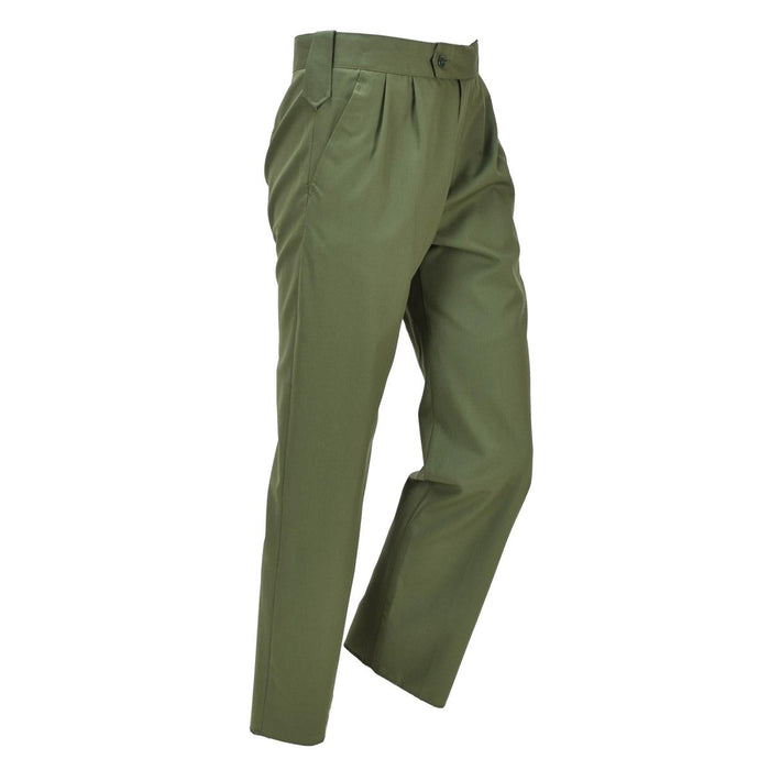 Pantalones de vestir militares polacos originales Pantalones de campo duraderos Army OD Green mostrado en un ángulo de toma de estudio cuadrado limpio
