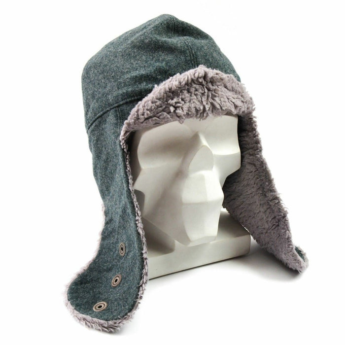 Gorra de invierno militar suiza original de lana gris con forro de piel sintética y orejeras ajustables para protegerse del frío.