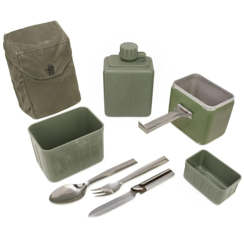 Kit de desorden yugoslavo original. Kit de desorden militar del ejército Cantenserio de cantinero