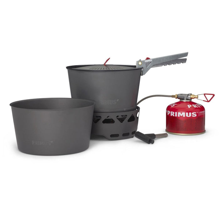 Juego de cocina para acampar al aire libre Primus PrimeTech de 2,3 L con ollas, intercambiador de calor, tapa, pinza para ollas y depósito de combustible.